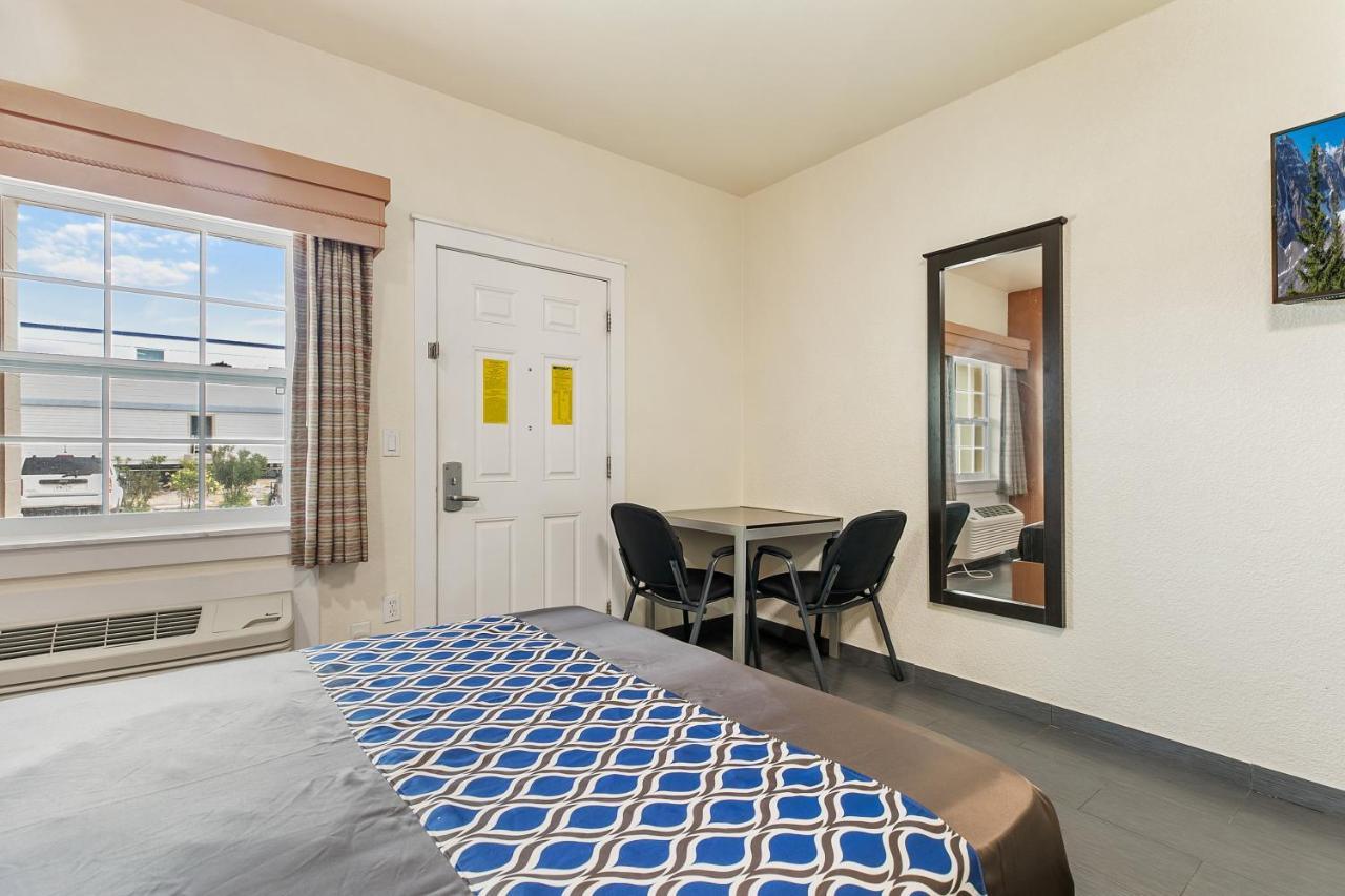 Lighthouse Inn South Padre Island Εξωτερικό φωτογραφία