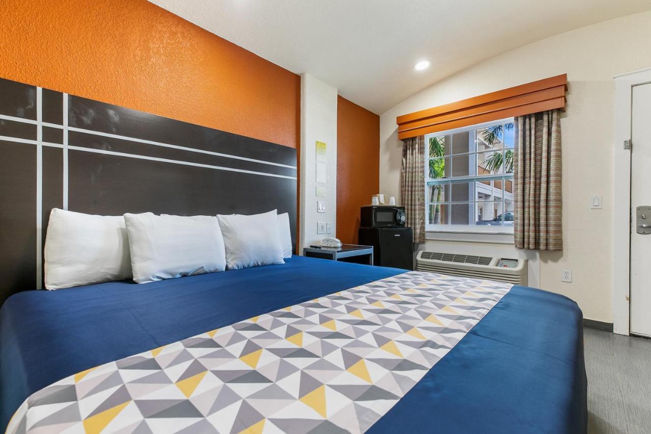 Lighthouse Inn South Padre Island Εξωτερικό φωτογραφία